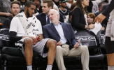HLV Popovich hối hận vì đã cố gắng thay đổi Aldridge