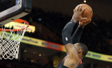 Đánh bại Bulls, 'King James' suýt còng lưng vì Cavaliers