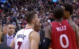 DeMar DeRozan bị phạt nặng sau vụ tranh cãi nảy lửa với Dragic