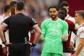 Arsenal có thể mất ngôi đầu nếu Ngoại hạng Anh không dùng VAR