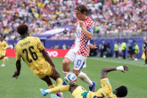 Modric viết nên kỷ lục, giúp Croatia đi tiếp ở World Cup