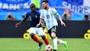 Sự Ra Đời Của 'Soccer' Và Cuộc Tranh Cãi Xuyên Thế Kỉ