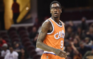 Trung phong Cavaliers bị 'đá đít' chỉ sau 1 tháng