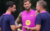 Inigo Martinez ra đi đặt Hansi Flick vào thế khó ngay mùa giải mới