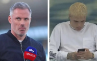 Carragher bức xúc vì Garnacho mải dùng điện thoại khi dự khán trận Chelsea