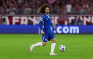 Vì sao Marc Cucurella bị CĐV Bayern la ó mỗi lần chạm bóng?
