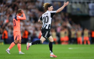 Anthony Gordon chưa chứng minh được vai trò số 9 ở Newcastle