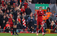 Liverpool nương tay Ekitike sau thẻ đỏ ngớ ngẩn ở Carabao Cup
