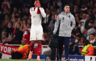 Arsenal thắng kịch tính nhưng nín thở vì chấn thương của Gabriel