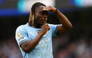 Phong độ bùng nổ, Doku “soán ngôi” Haaland tại Etihad