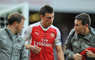 Chiến PSG, Arsenal gặp đại nạn