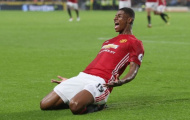 Đá lên chân, Rashford lại được MU thưởng lớn