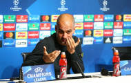Bị hỏi khó, Pep Guardiola chửi thề trong buổi họp báo