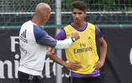5 sao mai có thể giúp Real Madrid 'quẳng gánh lo đi và vui sống'