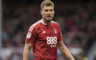 Xé lưới Arsenal, 'Lord' Bendtner có ăn mừng?