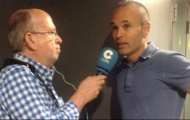 Iniesta ra tín hiệu cho BLĐ Barcelona