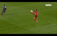 Pha đỡ bóng khá kỹ thuật của Di Maria vs Toulouse