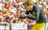 Cản phá 2 quả penalty, Valencia vẫn bị Atletico đánh bại