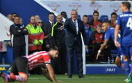 Leicester may mắn không thua trên sân nhà