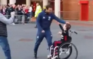 Mata và lý do fan Man Utd đều quý anh 