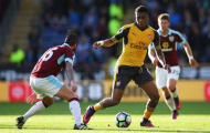 Trong vòng 6 tháng, sao trẻ nhận tới 2 bản hợp đồng từ Arsenal