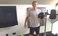 Bỏ rơi đồng đội, Schweinsteiger hí hửng tập luyện cùng vợ yêu