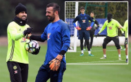 Diego Costa mang 'Halloween' đến sân tập của Chelsea 