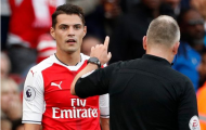 Wenger nói gì về chiếc thẻ đỏ của Xhaka