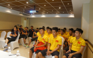 Làm nên lịch sử, U19 Việt Nam không quên đồng bào miền Trung