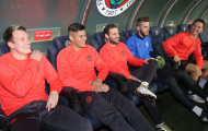 Mourinho lại tính xáo trộn bộ khung vì Phil Jones