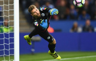 Ranieri không quá lo lắng trước chấn thương của Kasper Schmeichel