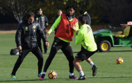 Conte đích thân vào sân 'cướp' bóng cùng học trò