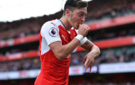 Wenger hướng Oezil thành 'Bergkamp mới'