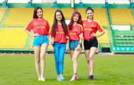 Nữ CĐV Cần Thơ hâm nóng trận giao hữu của ĐT Việt Nam