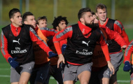 Chùm ảnh: Sanchez hăng say, Arsenal quyết đấu Man Utd