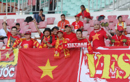 Đội tuyển Việt Nam tri ân người hâm mộ trên sân Wunna Theikdi