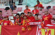 Tuyển Việt Nam tri ân người hâm mộ trên sân Wunna Theikdi