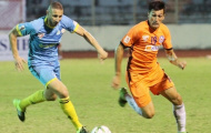 Trung vệ Chaher Zarour tiếp tục gắn bó với Sanna Khánh Hòa BVN