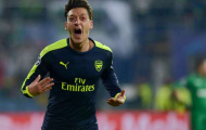Mesut Oezil tiến sát thành tích kiến tạo của Messi và Ronaldo