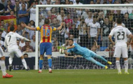 'Vua Penalty' của La Liga có nạn nhân mới