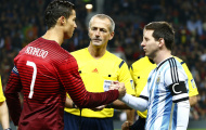 Ronaldo lại gây BÃO: Chơi cùng nhau, tôi vượt Messi CHẮC