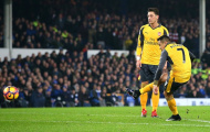 Chỉ một thất bại, cả thế giới quay lưng với Arsenal