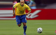 Top 5 hậu vệ trái đáng nhớ nhất trong lịch sử của Brazil: Gọi tên Roberto Carlos