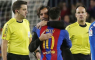 HLV Espanyol 'tâm phục khẩu phục' Messi