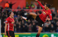 Hạ 'Mèo đen', Ibrahimovic đạt cột mốc mới ở M.U