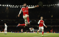 Wenger: 'Còn ai chê Giroud?'