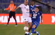 Juan Veron bất ngờ trở lại sân cỏ ở tuổi 41