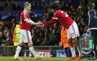 Fellaini xuất trận, fan M.U phẫn nộ
