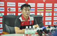 HLV Phan Thanh Hùng nói gì về tình huống trọng tài ‘bẻ còi’?