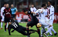 Top đầu Serie A 'trầy da tróc vẩy' trong ngày đầu năm